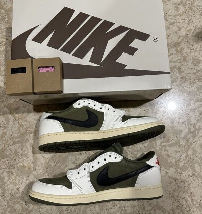 Air Jordan 1 Low Travis Scott Reverse Olive 10 5