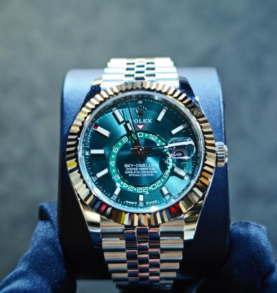 Rolex Sky-dweller Basel One 336934 Green Sky-dweller Jubilee Steel 42mm