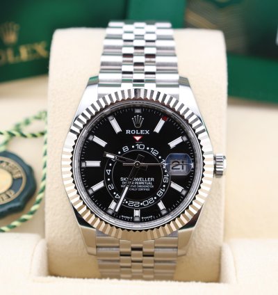 Rolex Sky-dweller Black Dial Jubilee Bracelet 336934 Full Set
