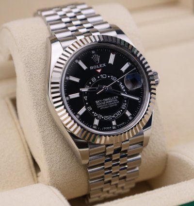Rolex Sky-dweller Black Dial Jubilee Bracelet 336934 Full Set