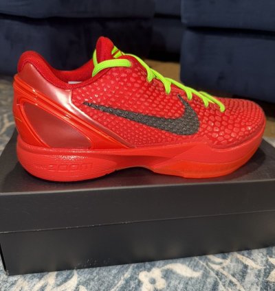 Nike Kobe 6 Proto Reverse Grinch