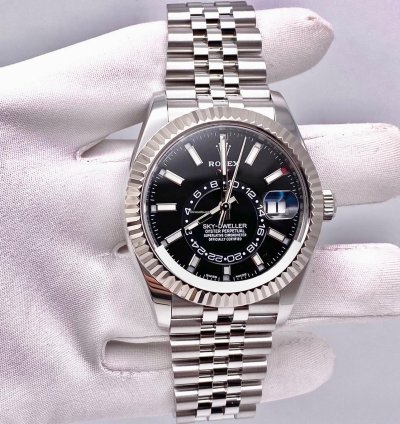 Rolex Sky-dweller Black Dial Jubilee Unworn Full Set