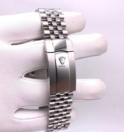 Rolex Sky-dweller Black Dial Jubilee Unworn Full Set
