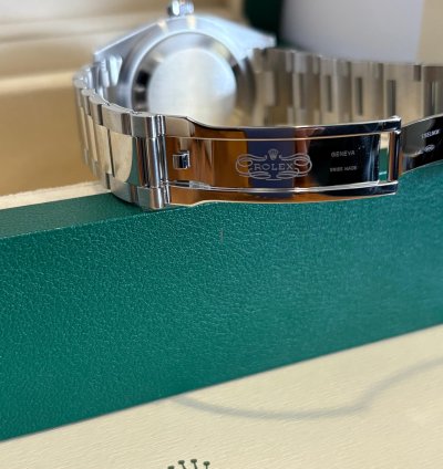 Rolex Sky-dweller Black Dial Oyster - 326934 - 2023