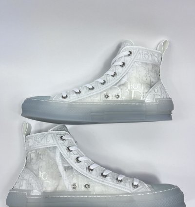 B23 3d Oblique Transparent High Top Sneakers