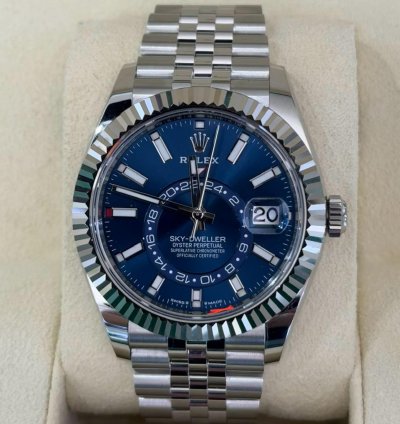Rolex Sky-dweller Blu Nuovo 2025 Jubilee Full Set Con Documenti Scatola Rolex