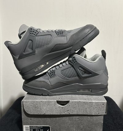 Air Jordan 4 Wet Cement