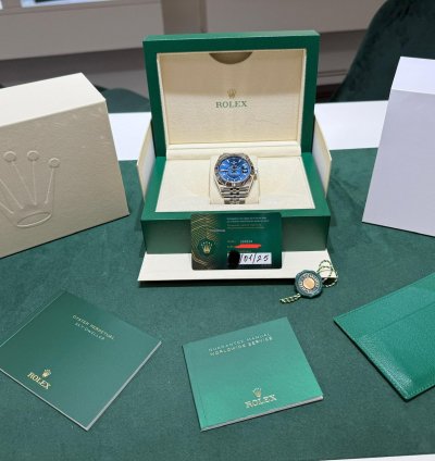 Rolex Sky-dweller Blu Nuovo 2025 Jubilee Full Set Con Documenti Scatola Rolex