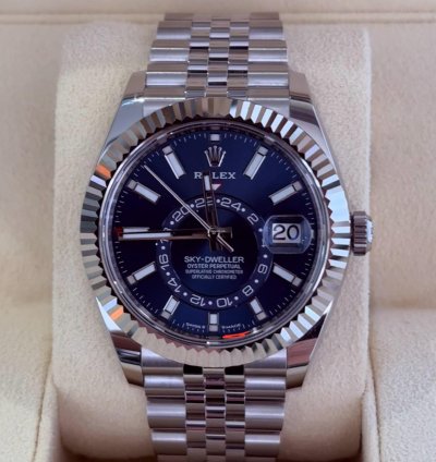 Rolex Sky-dweller Blu Nuovo 2025 Jubilee Full Set Con Documenti Scatola Rolex