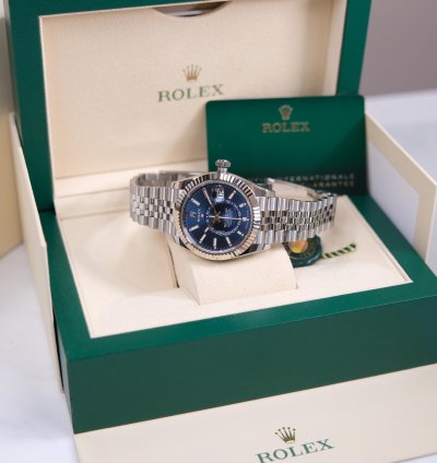 Rolex Sky-dweller Blue - So Fresh 2024 Unworn