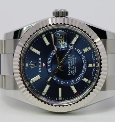 Rolex Sky-dweller Blue 326934 - 06 2023 - Unworn