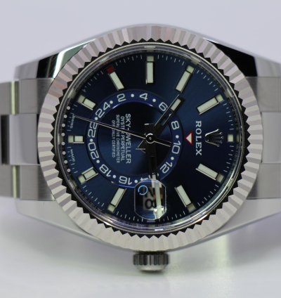 Rolex Sky-dweller Blue 326934 - 06 2023 - Unworn