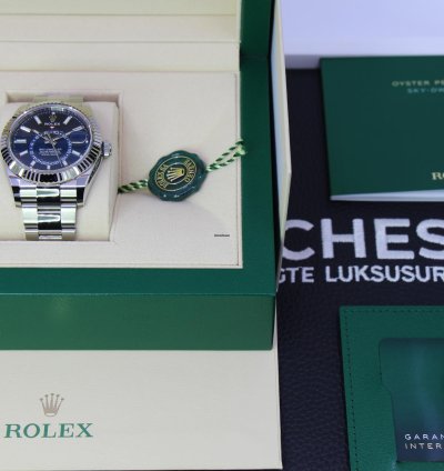 Rolex Sky-dweller Blue 326934 - 06 2023 - Unworn