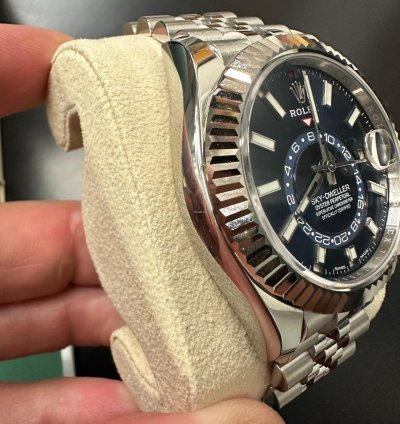 Rolex Sky-dweller Blue Blu Dial Jubilee Full Set Italia Italy