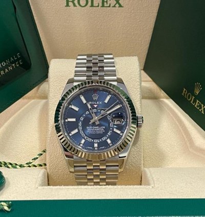 Rolex Sky-dweller Blue Dial - 326934 - Jubilee