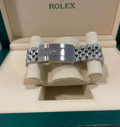 Rolex Sky-dweller Blue Dial - 326934 - Jubilee