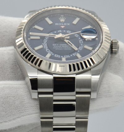 Rolex Sky-dweller Blue Dial Complete Set Stickers Off