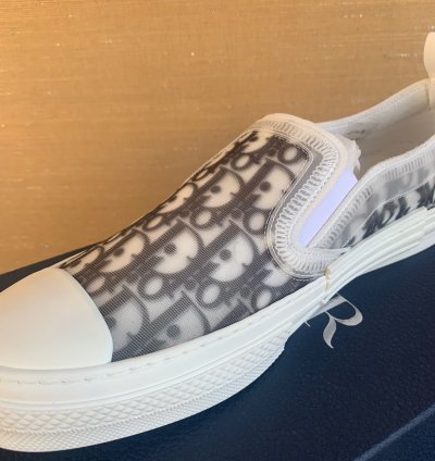B23 Low Top Sneakers In White Black