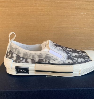 B23 Low Top Sneakers In White Black