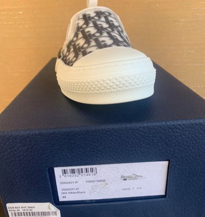 B23 Low Top Sneakers In White Black