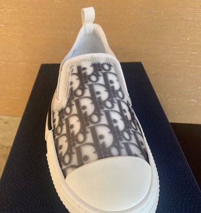 B23 Low Top Sneakers In White Black