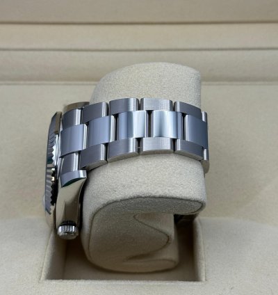 Rolex Sky-dweller Blue Dial Oyster