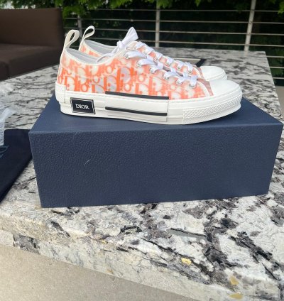 B23 Lt Oblique Low Top Sneakers In Orange