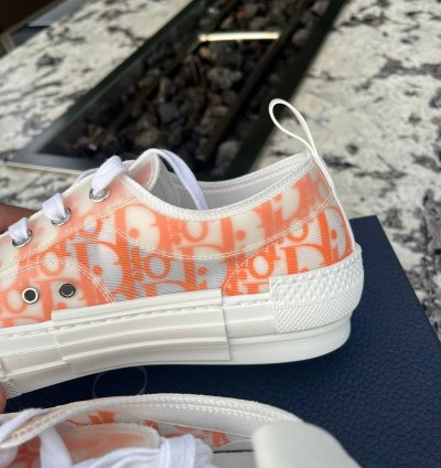 B23 Lt Oblique Low Top Sneakers In Orange