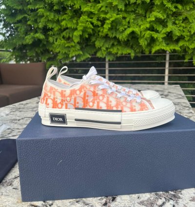 B23 Lt Oblique Low Top Sneakers In Orange