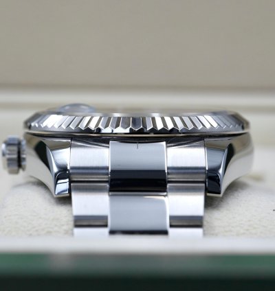 Rolex Sky-dweller Blue Dial Oyster Bracelet 33934 Full Set 2024