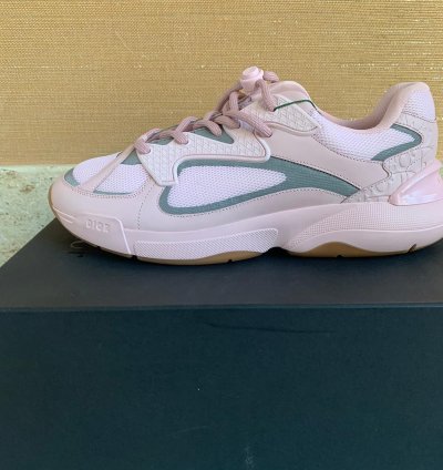 B24 Low Top Sneakers In Pink