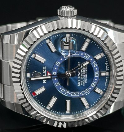 Rolex Sky-dweller Blue Index Dial Oyster Bracelet 2025
