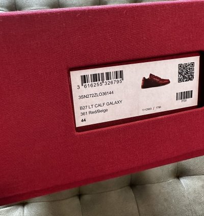 B27 World Tour Red