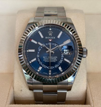 Rolex Sky-dweller Blue New Unworn Year 2021 Full Set With Original Receipt