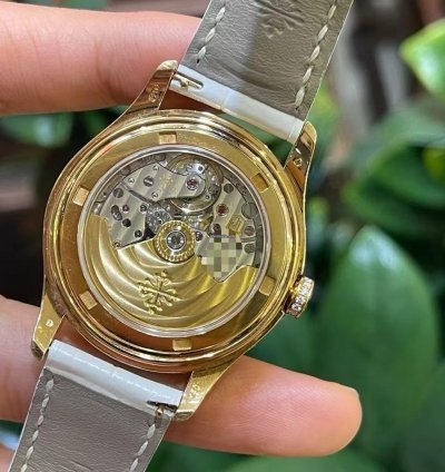 Patek Philippe Annual Calendar 4937r-001