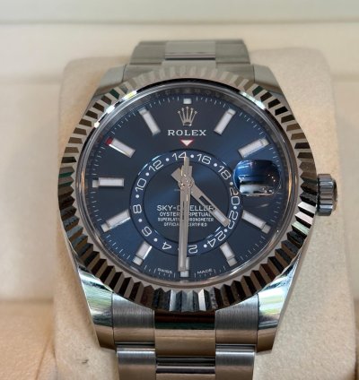 Rolex Sky-dweller Blue New Unworn Year 2021 Full Set With Original Receipt