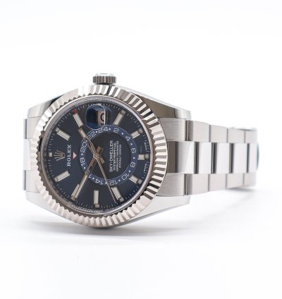 Rolex Sky-dweller Bright Blue New Unworn Year 2017 Full Set With Original Receipt