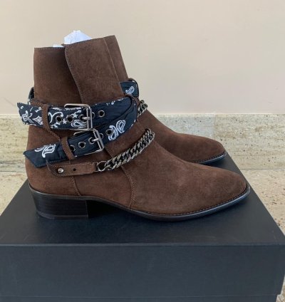 Bandana Chain Boots In Chocolate