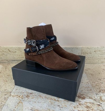 Bandana Chain Boots In Chocolate