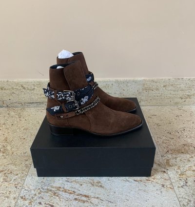 Bandana Chain Boots In Chocolate