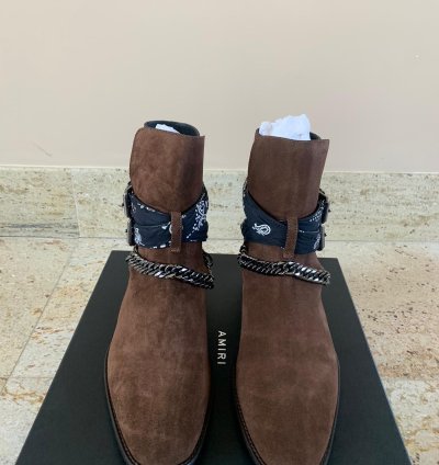 Bandana Chain Boots In Chocolate