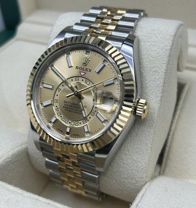 Rolex Sky-dweller Champagne Dial 326933 Jubilee Bracelet New
