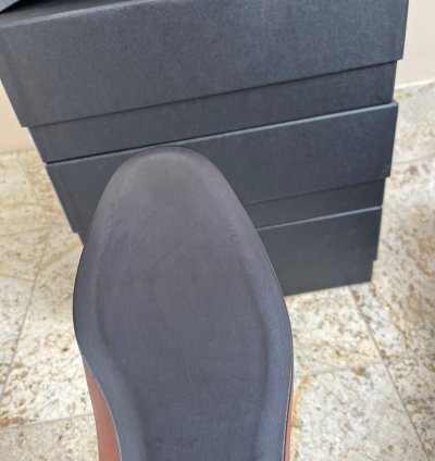 Bandana Chain Velvet Loafer In Salmon