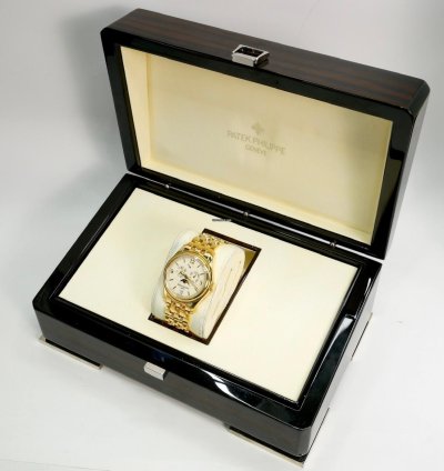 Patek Philippe Annual Calendar 5146 1j-001 Moonphase Ivory Dial Yellow Gold 39mm