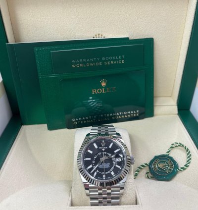 Rolex Sky-dweller Fluted Bezel Black Index Dial Jubilee Bracelet 336934
