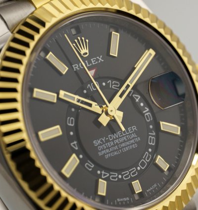 Rolex Sky-dweller Full Set - Sky Dweller 326933 Steel Gold Black Dial Jubilee 2023 42 Mm New Watch