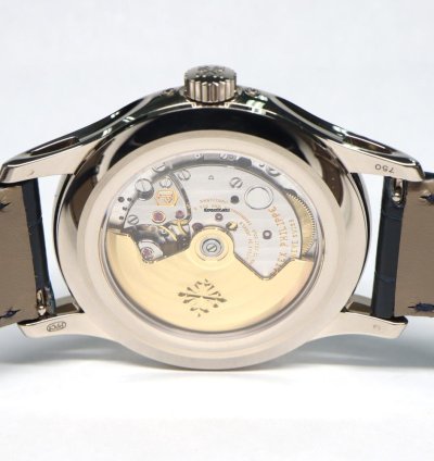 Patek Philippe Annual Calendar 5205g-0013 Automatic Very Good
