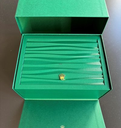 Rolex Sky-dweller Full Set Complet Neuf Jamais Port