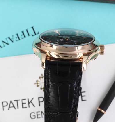 Patek Philippe Annual Calendar 5205r - Tiffany Co - Full Set - Very Rare - Excellent Condition