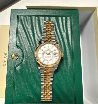Rolex Sky-dweller Fullset Ungetragen 2024